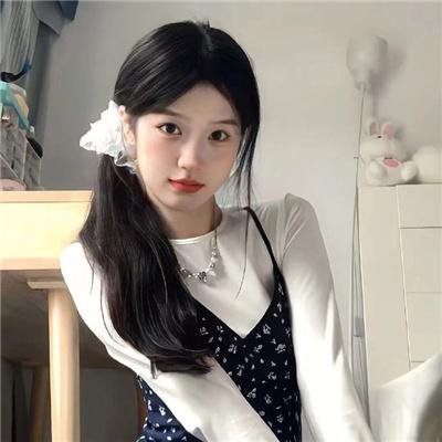 克莱尔的相机